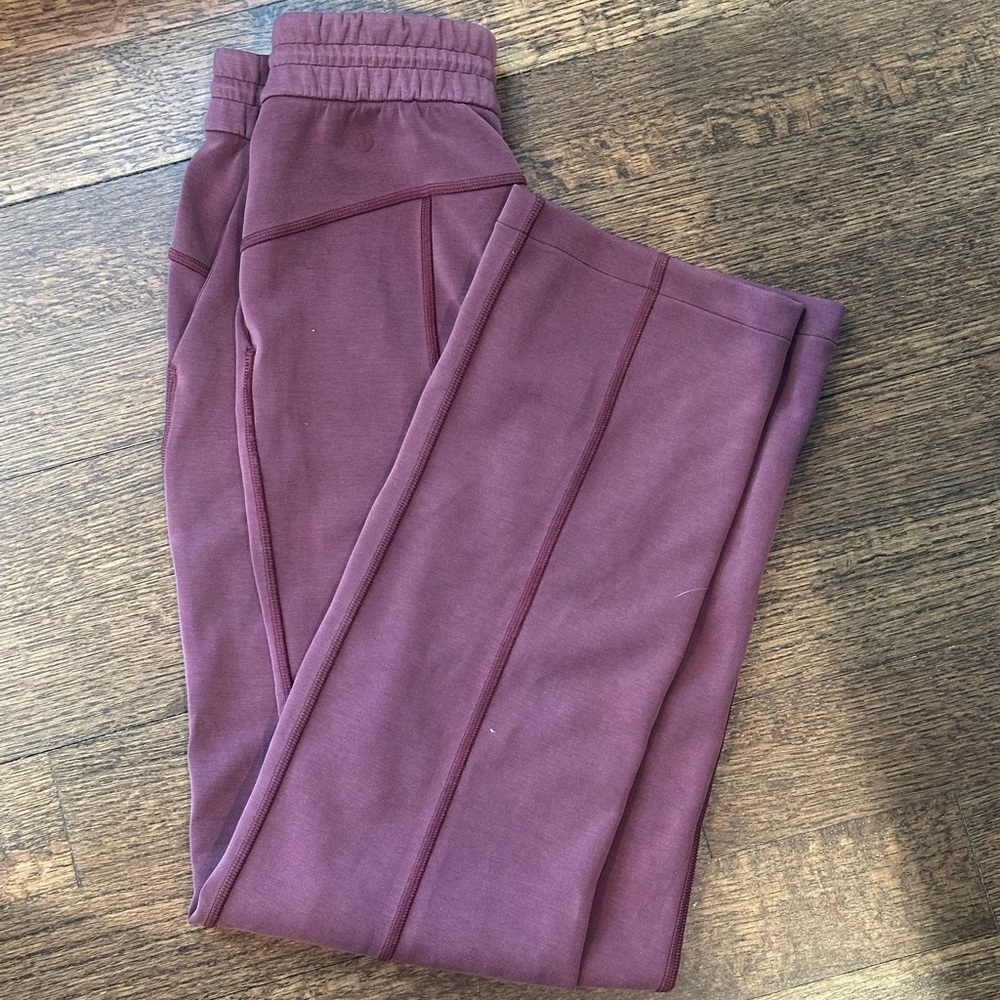 lululemon athletica Softstreme Burgundy Pants. Size 4.